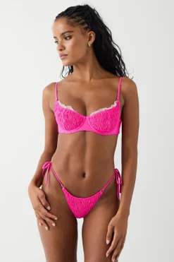 Tops|Bikinis^Frankies Bikinis Dean Underwire Shine Bikini Top Candy Pink