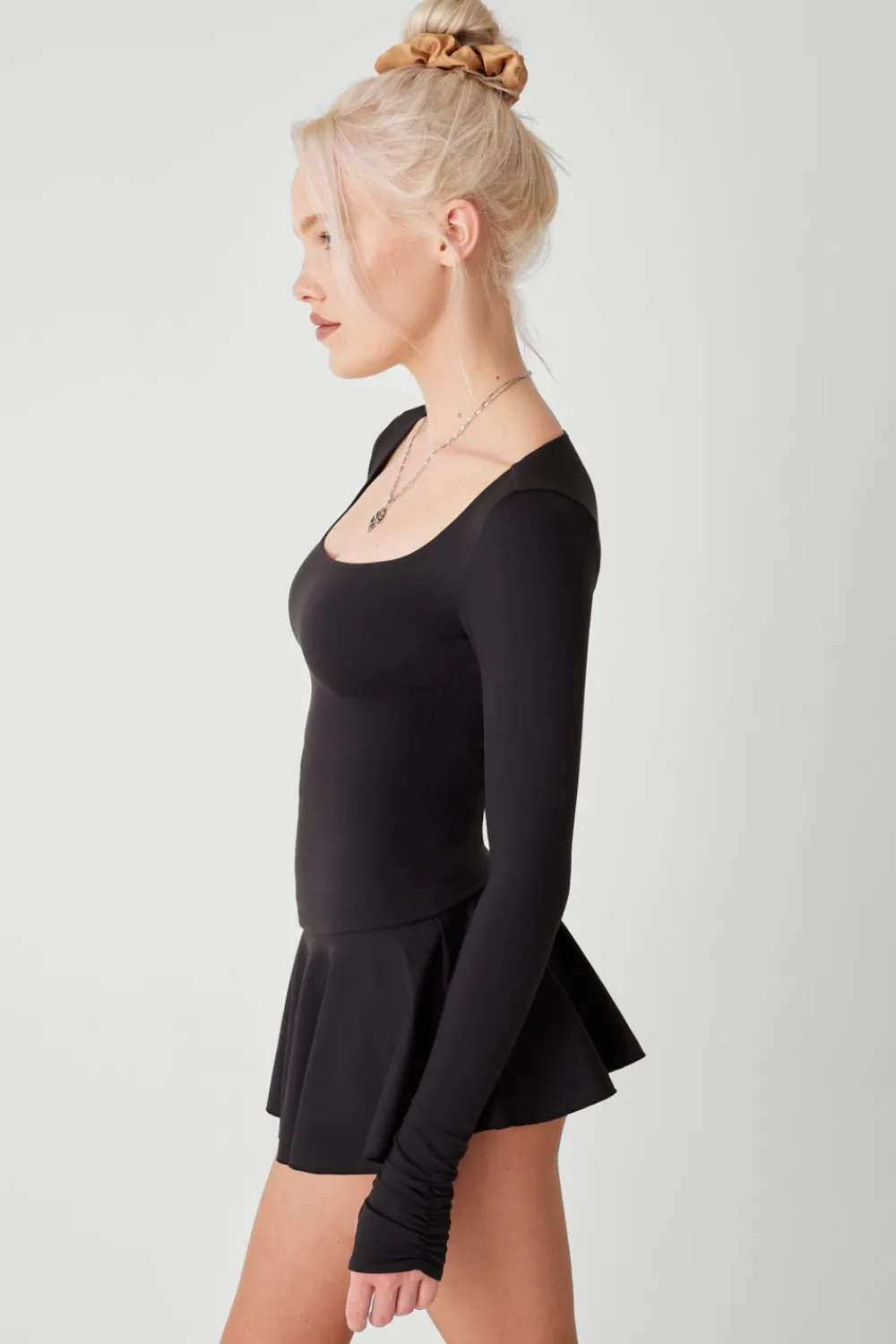 Active^Frankies Bikinis Demi Long Sleeve Top Black