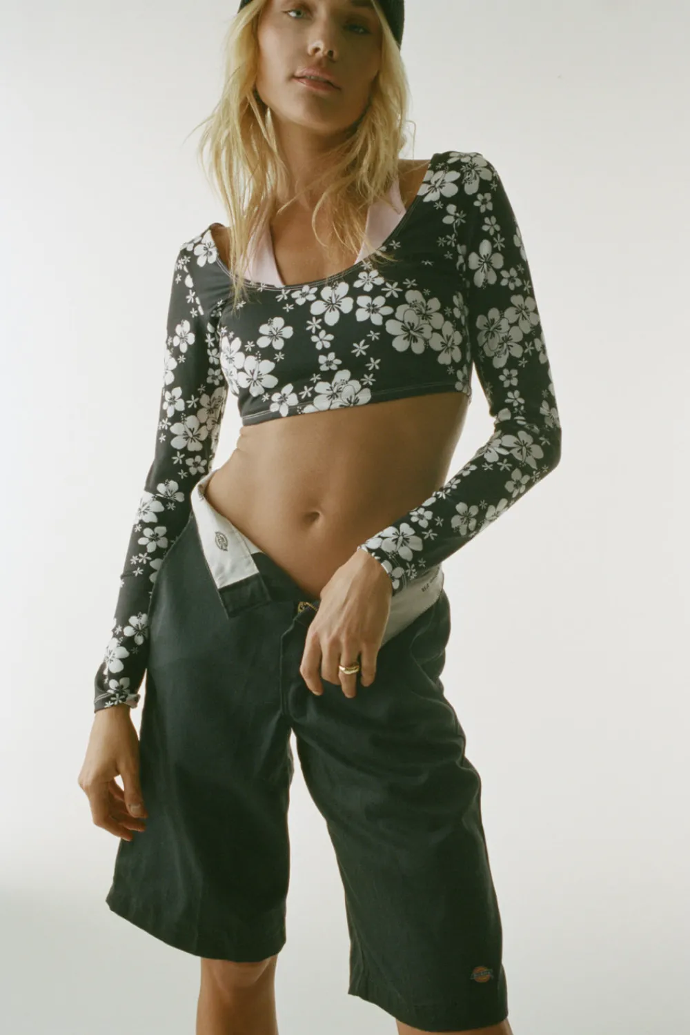 Active^Frankies Bikinis Speedy Long Sleeve Floral Crop Top Plush Plumeria